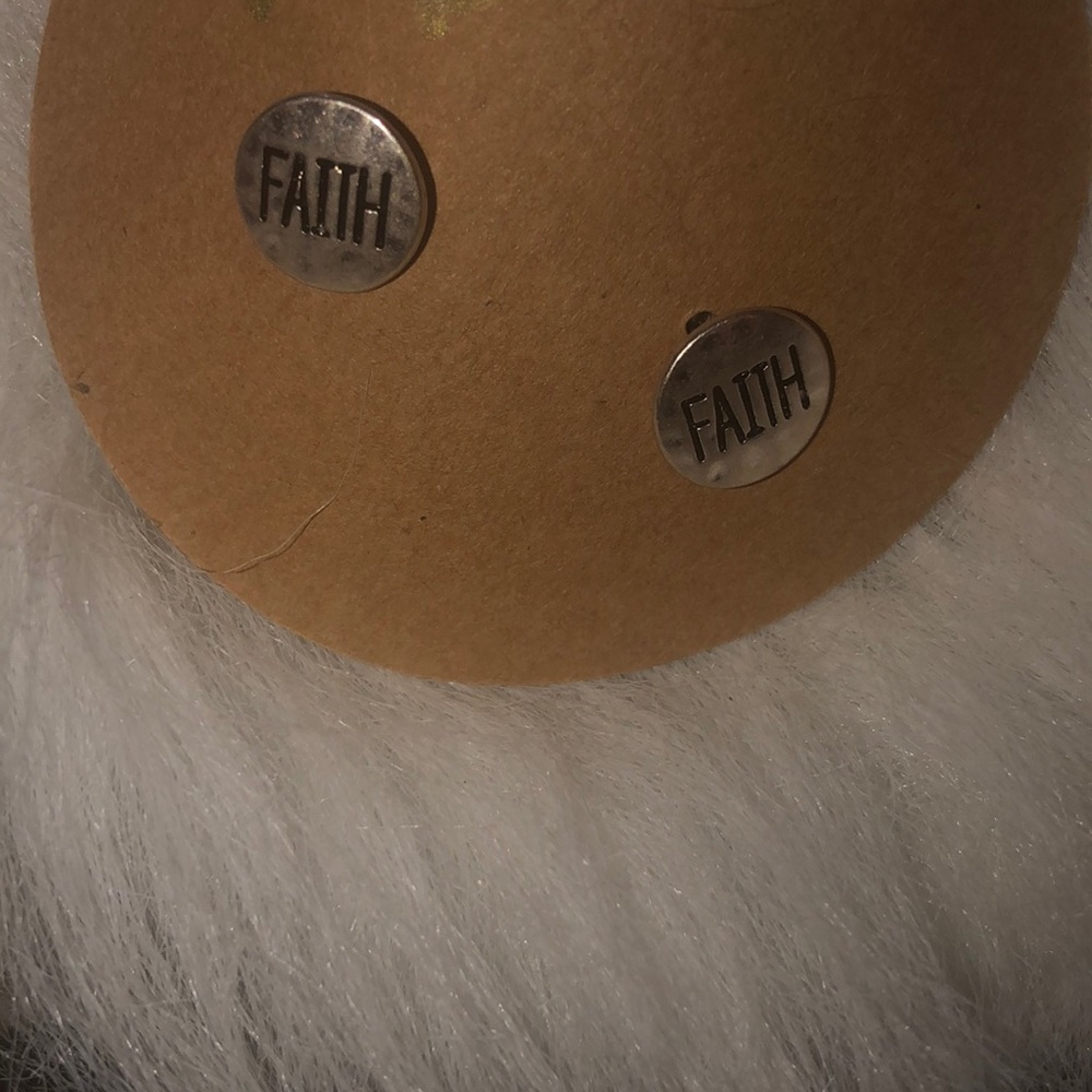 FAITH EARRINGS 🙏🙏🙏🙏🙏⭐️⭐️⭐️⭐️💕💕💕